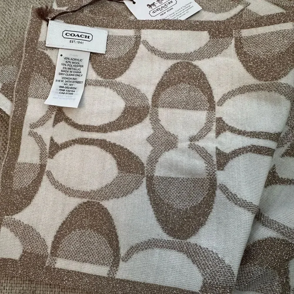 NWT Original Coach Signature CC Women's Reversible Scarf